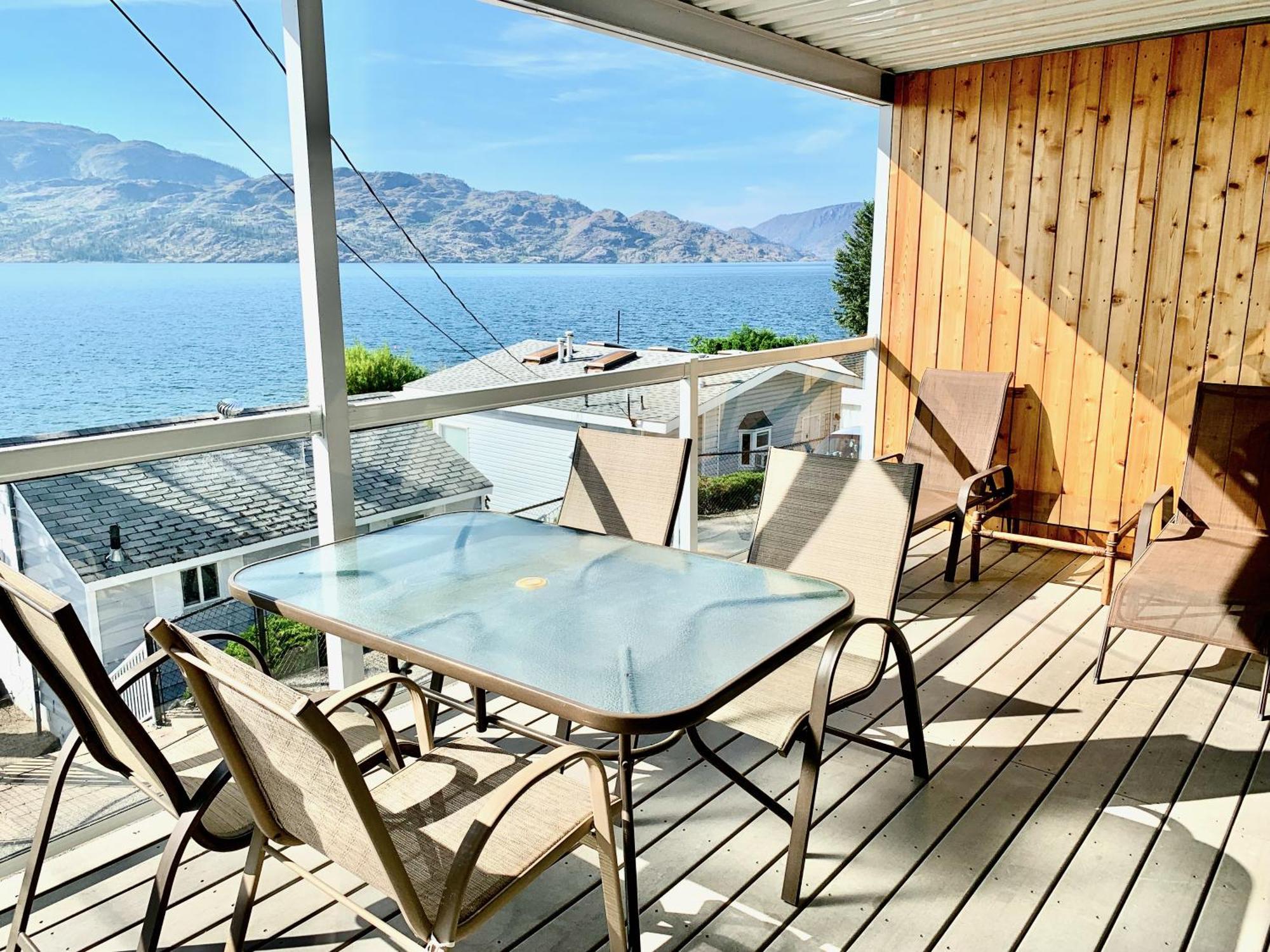 Peachland Beach Resort Bagian luar foto