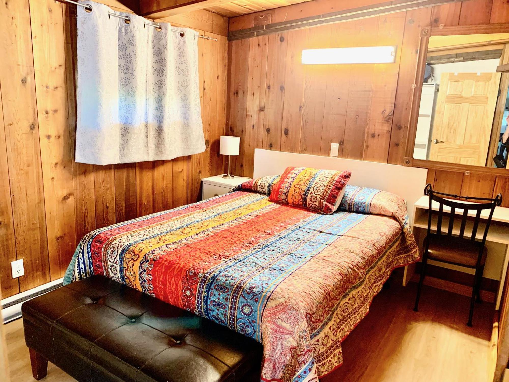 Peachland Beach Resort Bagian luar foto