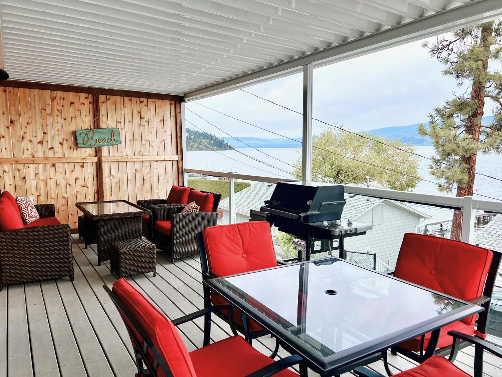 Peachland Beach Resort Bagian luar foto