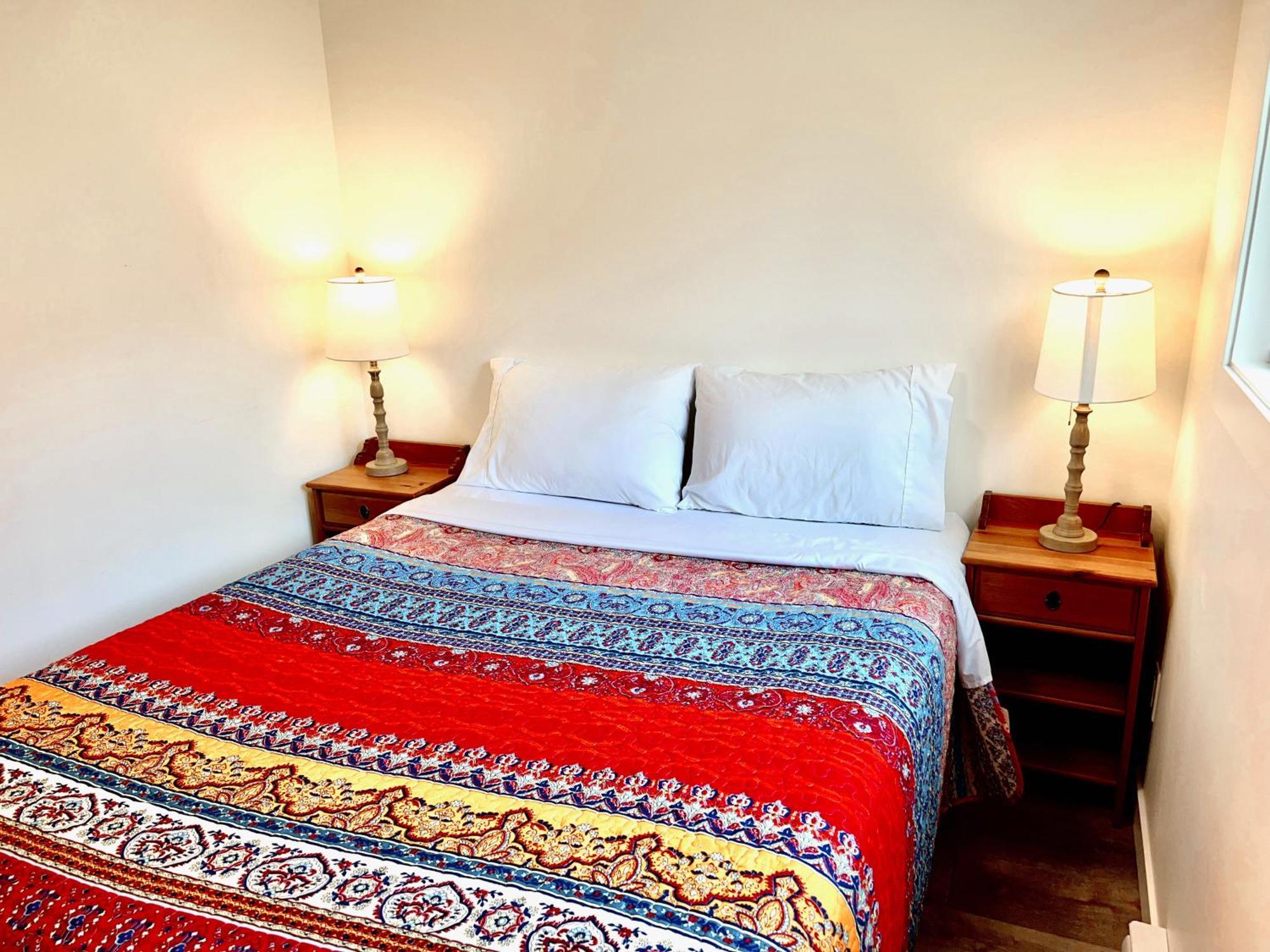 Peachland Beach Resort Bagian luar foto